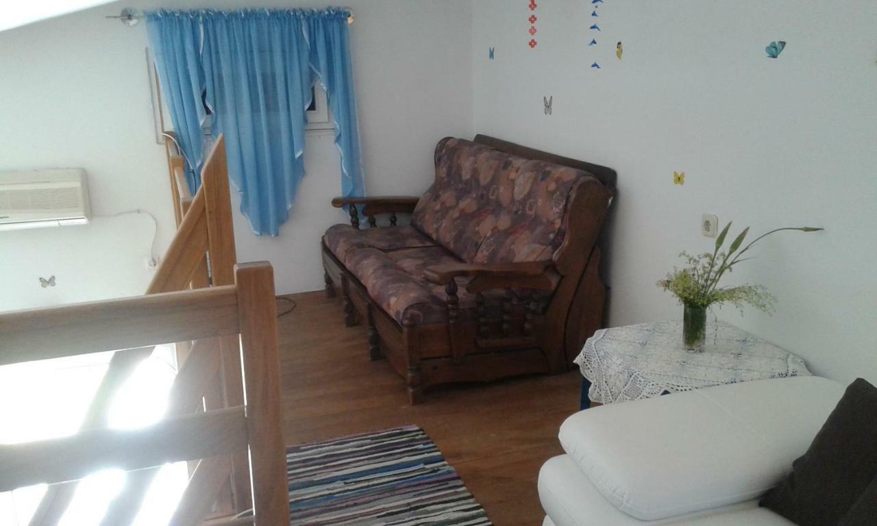 Apartmani Marija 스타리그라드 파클레니차 외부 사진