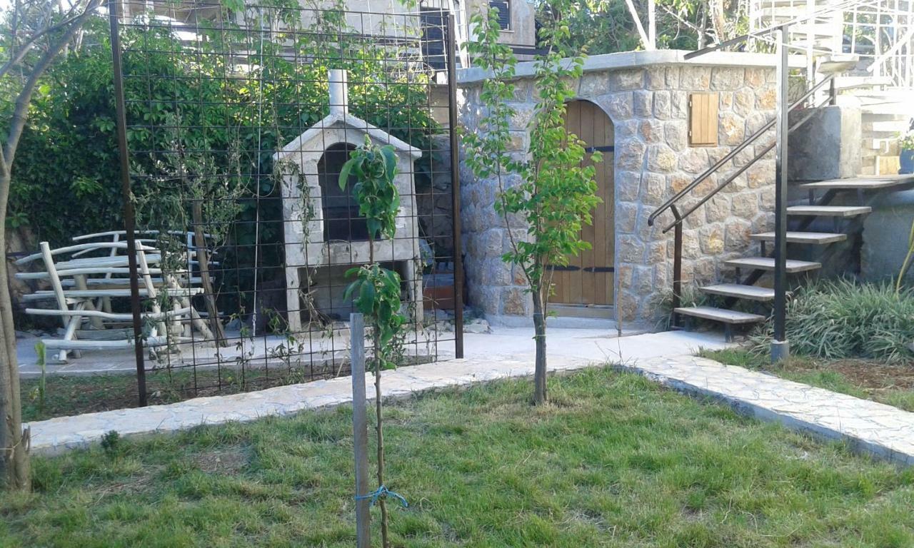 Apartmani Marija 스타리그라드 파클레니차 외부 사진