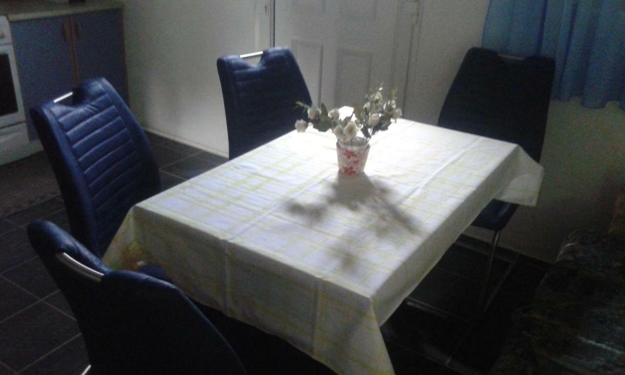 Apartmani Marija 스타리그라드 파클레니차 외부 사진