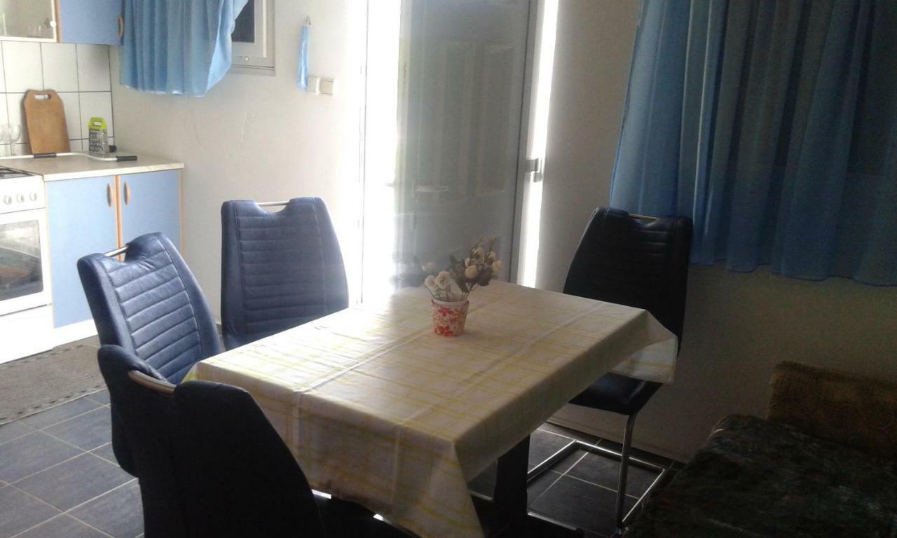 Apartmani Marija 스타리그라드 파클레니차 외부 사진